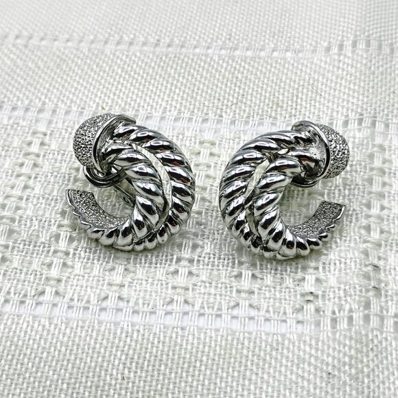 Trifari silvertone earrings clip on MCM - Picture 1 of 9